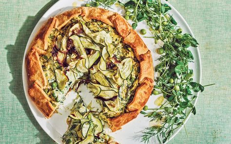 Pea, ricotta and dill galette with parmesan pastry recipe Zucchini Tart, Caramelised Onion Tart, Onion Tart, Croque Madame, Savory Pies, Meat Pies, Summer Brunch, Tomato Pesto, Savory Tart