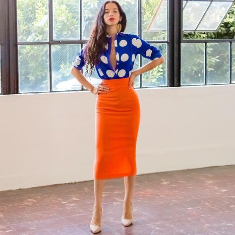 Start your Monday bright & happy in our "Cyn" Tangerine Pencil Skirt. Available on shopfksp.com #fksp #shopfksp  via ✨ @padgram ✨(http://dl.padgram.com) Orange Pencil Skirt, Orange Pencil, Work Outfit Inspiration, Pencil Skirt Outfits, Dress For Success, Cute Skirts, Work Fashion, Skirt Outfits, Work Outfit