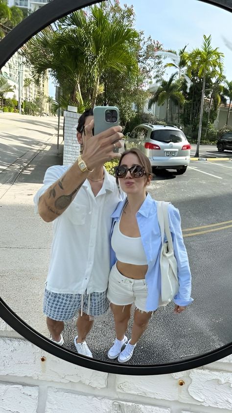 Couple Co Ord Outfits, Matching Couple Summer Outfits, Couple Outfit Ideas Casual, Couple Summer Outfits, Summer Couple Outfits, Couple Outfits Matching Classy, Outfit Pareja, Photobox Ideas Pose Couple, Selfie Boyfriend