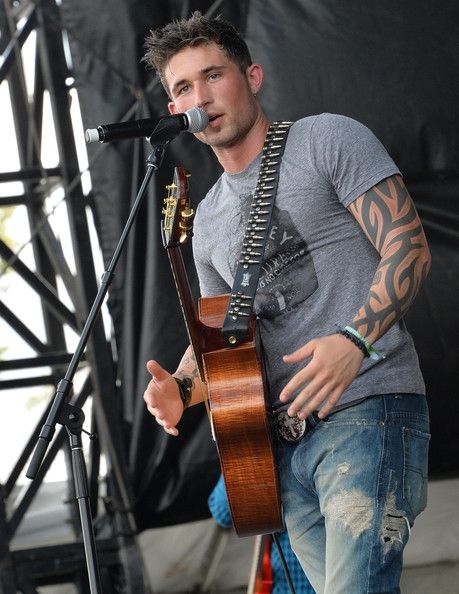 Michael Ray Michael Ray, Country Jam, Best Country Singers, Brantley Gilbert, Country Strong, Male Celebrity, Country Music Singers, Country Men, Adam Levine