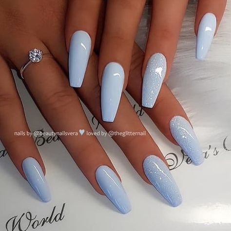 Uploaded by maleey_x. Find images and videos about blue, nails and nailpolish on We Heart It - the app to get lost in what you love. Cute Simple Acrylic Nails, Nails Coffin Simple, Elevator Boys, Plain Nails, Wow Nails, Blue Acrylic Nails, Nails Now, Stiletto Nails Designs, Simple Acrylic Nails