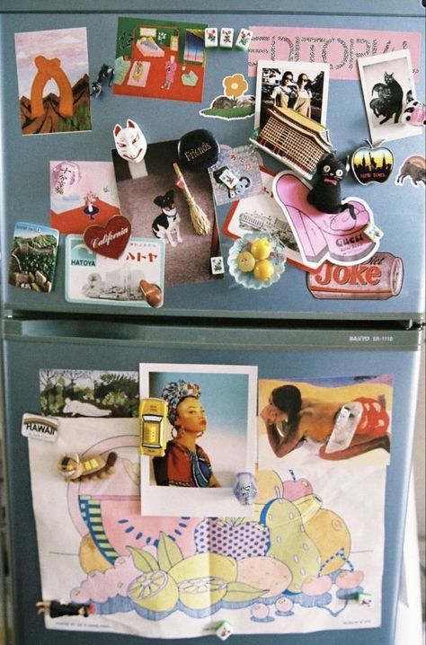 Fridge Art Ideas, Aesthetic Fridge Decor, Clustering Decor, Fridge Collage, College House, Fridge Decor, Future Apartment, Dream Apartment, Apartment Inspiration