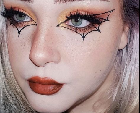 Bat Makeup, Holloween Makeup, Super Shock Shadow, Orange Makeup, Halloween Eye Makeup, Super Shock, Graphic Makeup, Halloween Makeup Inspiration, Swag Makeup