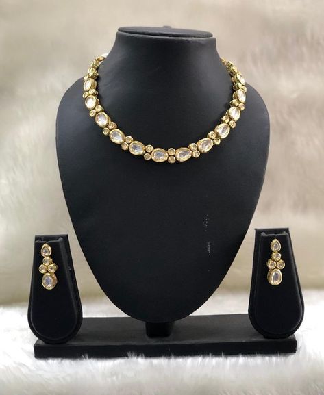 Jewellery Kundan Set, Kundan Jwellary Set, Kundan Jewellery Set Necklaces, Golden Necklace Jewellery, Kundan Bridal Jewellery, Kundan Polki Necklace, Necklace With Earrings Set, Kundan Choker Necklace, Kundan Choker Set