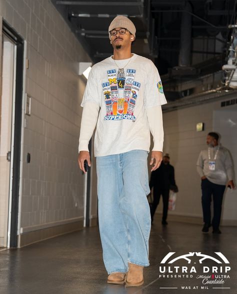 Jordan Poole Fits, Jordan Poole Style, Jordan Poole Fashion, Jordan Poole Basketball, Jordan Poole Outfit, Cool Looking People, Smart Clothing, Nba Stephen Curry, Michigan M