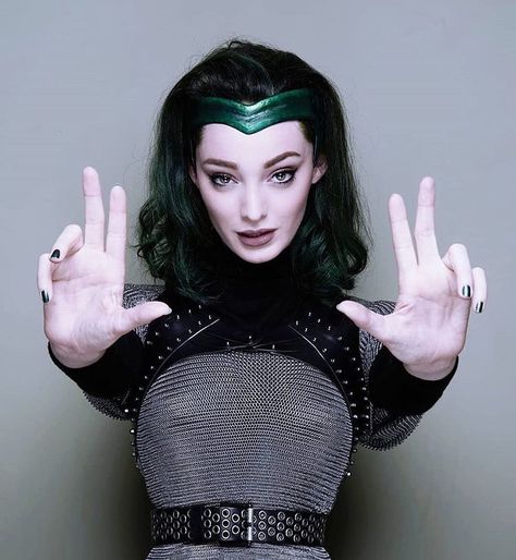 Polaris Marvel, Morgana Le Fay, Emma Dumont, Lorna Dane, The Gifted, Black Men Street Fashion, Scarlett Witch, Men Street Fashion, Marvel Cosplay