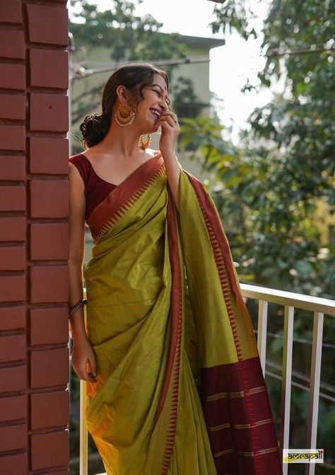 Amrapali Boutique, Saree Pose, Saree Styling, Digital Print Saree, Indian Sari Dress, Saree Wearing Styles, Simple Saree Designs, Cotton Saree Blouse, Cotton Saree Designs