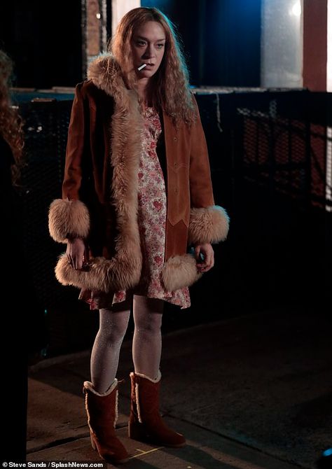 Big Fur Coat, Chloe Sevigny Style, Night Shoot, Penny Lane Coat, Natasha Lyonne, Netflix Show, Chloe Sevigny, Real Fur Coat, Outfit 90s