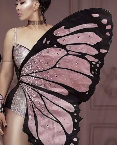 Bug Inspired Fashion, Butterfly Fashion Design, Butterfly Moodboard Fashion, Butterfly Inspired Dress, Butterfly Inspired Fashion Design, Butterfly Fantasy Outfit, Butterfly Fashion Illustration, Drag Fashion, Theatre Fashion