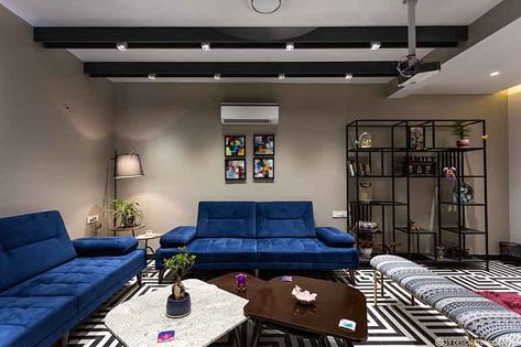 A Gurgaon House Gets a Moody & Modern Extension 600 Sq Ft Apartment, 1bhk Apartment, Navy Blue Couches, Moody Modern, Drawing Rooms, Blue Couch, Loft Office, Small Apartment Interior, Dining Wall