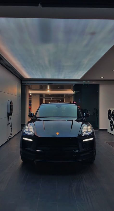 Porche Truck, Black Porches Car, Porsche Mccann, Black Porsche Suv, Porshe Aesthic, Blacked Out Porsche, Black Porsche Macan, Black Porsche Cayenne, Porsche Cayenne Black