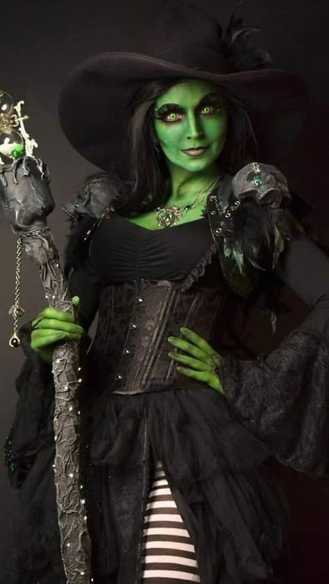 Green Witch Cosplay, Green Witch Costume, Wicked Witch Costume, Witches Costumes For Women, Witch Costume Diy, Halloween Tights, 2023 Ideas, Witch Cosplay, Witch Costumes