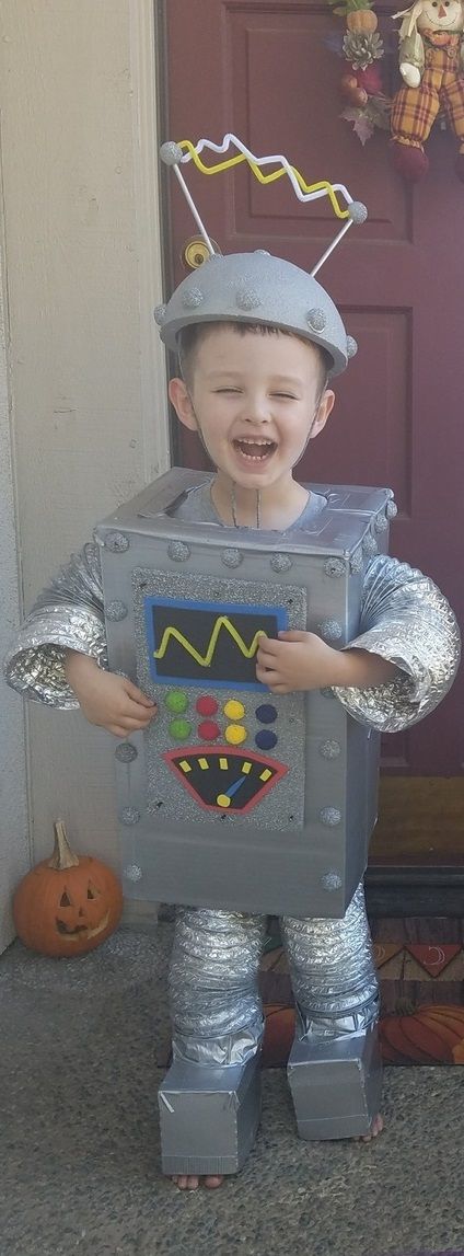 Robot Halloween Costume Diy, Halloween Robot Costume, Toddler Robot Costume Diy, Cardboard Robot Costume Diy, Diy Robot Costume Toddler, Robot Costume Toddler, Homemade Robot Costume, Cardboard Robot Costume, Toy Costume Ideas