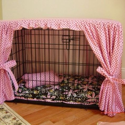 10 Cool DIY Dog Beds You Can Make For Your Baby - I Can Has Cheezburger? Dog Crate Cover, Crate Cover, Diy Dog Bed, Dog Cage, Dog Kennel Outdoor, Dog Cages, Dog Projects, Puppy Care, Outdoor Dog