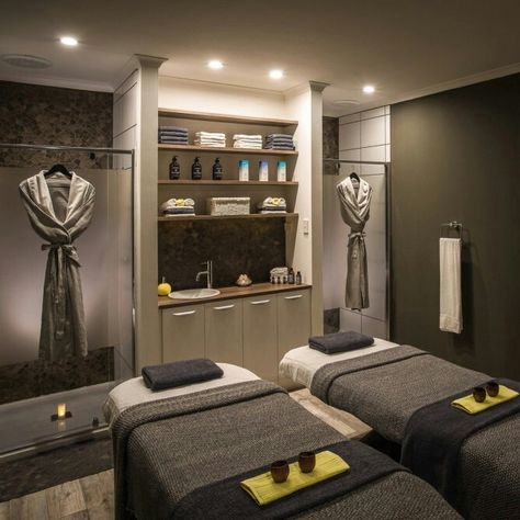 Bliss Couples suite Spa Beds, Spa Room Ideas, Deco Spa, Massage Room Decor, Facial Room, Dreams Spa, Spa Room Decor, Esthetician Room, Spa Rooms