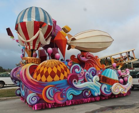 Mardi Gras Parade Carnival Floats Parade, Float Designs Parade, Mardi Gras Parade Float, Floating Car, Carnival Floats, Mardi Gras Float, Mardi Gras Parade, Jazz Fest, Mardi Gras Carnival