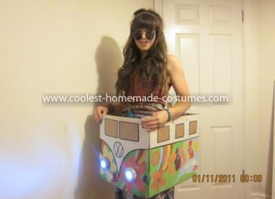 Vw bus DIY Hippie Costume Diy, 70s Halloween Costume, Hippy Costume, 70s Halloween, 70s Costume, Hippie Halloween, Homemade Costume, Diy Kostüm, Hallowen Costume