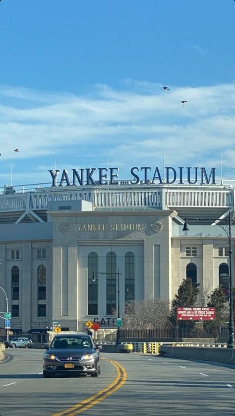 Yankee Stadium Aesthetic, Yankees Aesthetic, Yankees Wallpaper, Unfiltered Pictures, New York Yankees Stadium, Yankees Baby, Nyc Architecture, Baseball Wallpaper, Castle Aesthetic