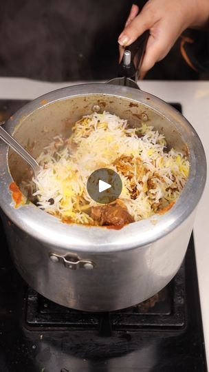 Biryani Mutton, Mutton Biryani Recipe, Lamb Biryani, Mutton Biryani, Ginger Garlic Paste, Red Chilli Powder, Electric Cooker, Turmeric Powder, Biryani Recipe