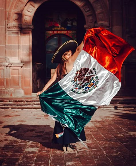 Mexico Wallpaper, Mexican Culture Art, Mexican Flag, Mexico Flag, My Culture, Mexican Culture, Mexican Art, Senior Pics, Wallpapers Hd