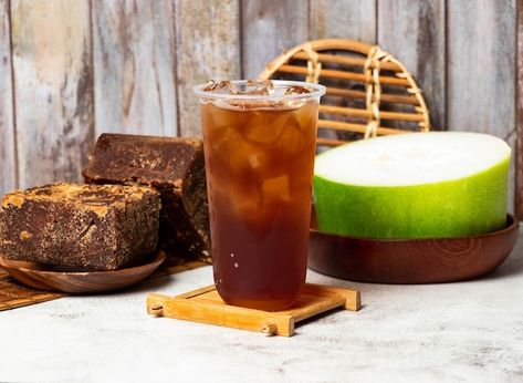 Table Side View, Winter Melon Tea, Melon Tea, Winter Melon, Table Side, Disposable Cups, Side View, Premium Photo, Melon