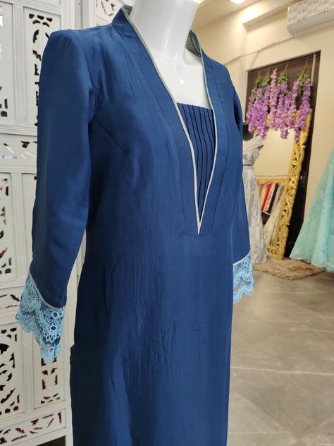 Smart Kurti Designs Latest, Brod Neck Kurti, Neck Designs For Plain Suits, Plain Kurti Patterns, Plain Kurta Designs For Women Latest, Plain Cotton Kurti Designs For Stitching, Simple Suit Neck Designs Indian Style, Plain Kurta Neck Design, Plain Kurti Neck Designs