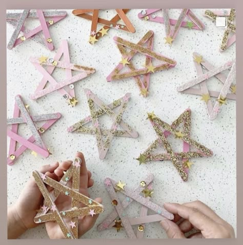 2024 Celebration, Christmas Sunday, Diy Natal, Vbs Ideas, Toddler Stuff, Popsicle Stick, Forest School, Glitter Stars, School Age