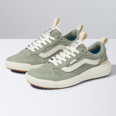 Women’s Vans Old Skool Outfit, Women’s Vans, Vans Shoes Outfit Women Style, Vans Ultrarange Outfit, Vans Tennis Shoes, Pop Shoes, Vans Ultrarange, Vans Women, Vans Store