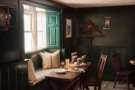 Kitchen Vibes, Cotswold Cottage, Hello Design, Pub Interior, Modern Country Style, Flagstone Flooring, British Pub, Best Pubs, Cosy Room