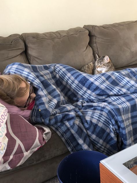 My usually unaffectionate cat Rosie climbed up on my daughter who is home sick from school. She steps up when it counts Sick Daughter In Hospital Bed, Sick Lady In Hospital Bed, Risky Pictures, Iphone Storage, Amber Marshall, New Photo Download, Need Money, Photo Download, Photo To Video