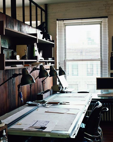 roman and williams Ruangan Studio, Roman And Williams, Home Office Inspiration, Drafting Table, Dream Office, Casa Vintage, Ace Hotel, Workspace Inspiration, Office Workspace