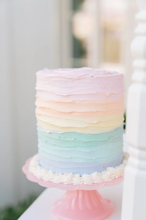 Cake Pastel Colors, Party By The Pool, Rainbow Themed Birthday Party, Pastel Cake, Rainbow First Birthday, 1st Birthday Party For Girls, Pastel Birthday, Pastel Party, First Birthday Party Themes