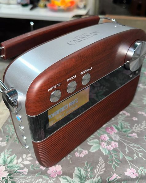 Thanks to @thinker_ajeet for this Saregama Carvaan, a perfect melody for our infinite love for music. 🎶💖 #musicalgift #saregamacarvaan #infinitemelodies” Funny Snapchat Stories, Spotify Tamil Playlist, Saregama Carvaan Radio, Musical Gift, Snapchat Funny, Snapchat Stories, Snapchat, Music, Instagram