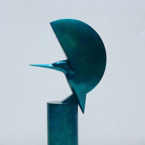 Abstract Bird Sculpture, Animal Abstract, Nonrepresentational Sculpture, Abstract Bronze Sculpture, Non Representational Sculpture, Bronze Sculpture Contemporary, Sculpture Animal, Vase Crafts, Wooden Animals