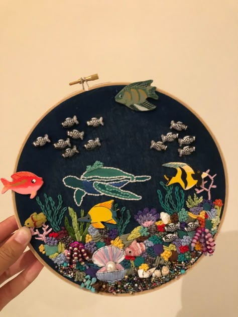 Sea Embroidery Ideas, Ocean Embroidery Patterns, Embroidery Sea Life, Coral Reef Embroidery, Underwater Embroidery, Embroidery Coral Reef, Aquarium Embroidery, Embroidery Ocean Theme, Embroidery Under The Sea