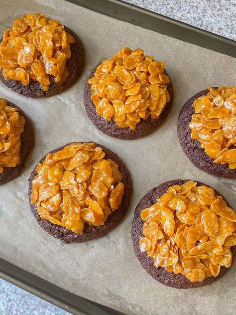 Caramel Cornflake Cookies | Ash Baber Recipes With Cornflakes Cereal, Brownie Cornflake, Caramel Cornflake Brownies, Cornflake Squares, Cookies With Cornflakes In Them, Cornflake Cookies Butterscotch, Aka Cookies, Cornflake Tart, Ash Baber