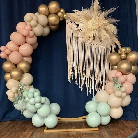 Balloonabelle on Instagram: “✨BOHO BEAUTY ✨ The final pic for our Beautiful Boho series that was even more gorgeous than I imagined. The dreamy colours are just 👌🏻🥰✨…” Round Arch, Boho Beauty, Boho Theme, Balloon Arch, Bday Party, Arch, Balloons, Baby Shower, Ceiling Lights