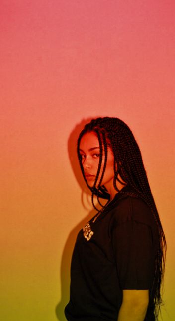 Jorja Smith Dual-Lighting Effect Photoshop Jorja Smith Wallpaper Iphone, Jorja Smith Aesthetic Wallpaper, Jorja Smith Wallpaper, Jorja Smith Poster, Jorja Smith Aesthetic, Afrobeats Aesthetic, Smith Aesthetic, R&b Aesthetic, Effect Photoshop