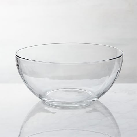 A perennial staple for prep and serving, this clean-lined glass serving bowl is a simply stylish, dishwasher- and microwave-safe solution for everyday use and entertaining. Disney Inspired Nursery, Black Dessert, Large Glass Bowl, Asian Snacks, Glass Serving Bowls, Luxury Kitchen Design, Cute Kitchen, Wood Crates, Cooking Essentials