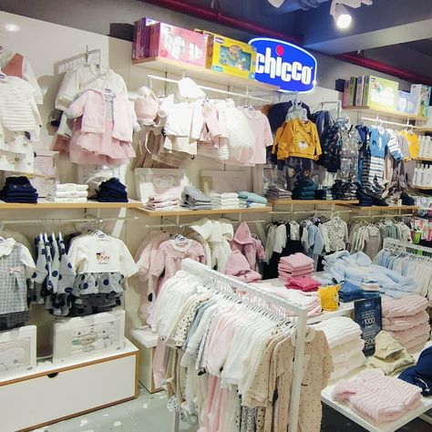 Chicco India launched at #MadanKids #Chicco offers a wide range of Chicco baby products in India related to feeding, baby toiletries, baby travel, toys and baby apparels. 📍Civil Lines, Prayagraj, Uttar Pradesh 211001 Madan Stores | Madan Women | Madan Men | Madan Kids | Madan Collections | Madan Design Studio | New Sachdev Brothers | KARV Family Store | Madan Hosiery For more info : +91 9369623330, 6392579704, 9335062128 WhatsApp : +91 9369623330 Visit online : www.madanstores.com #Love... Chicco Baby, Baby Toiletries, Uttar Pradesh, Traveling With Baby, Design Studio, Baby Clothes, Product Launch, Design