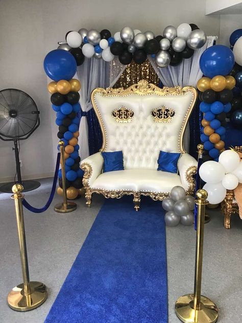 Royalty Party Decorations, Royal Blue Baby Shower Ideas, Royalty Birthday Theme, Prince Themed Baby Shower Ideas, Royalty Decorations, Royal Party Theme, Royal Prince Baby Shower Theme, Royalty Theme Party, Royalty Baby Shower Theme