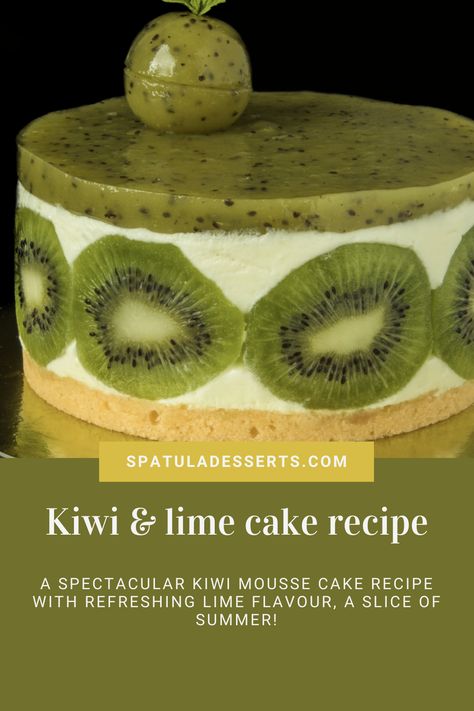 A spectacular kiwi mousse cake recipe with refreshing lime flavour, a slice of summer!  This cake was inspired by my Fraisier cake. I went for kiwi this time instead of strawberry and made the cream even lighter using a super refreshing lime yogurt mousse. And it´s easier to make than you might think! Strawberry Kiwi Dessert, Kiwi Cake Recipe, Kiwi Mousse, Kiwi Tart, Kiwi Recipe, Kiwi Dessert, Spatula Desserts, Special Deserts, Fraisier Cake