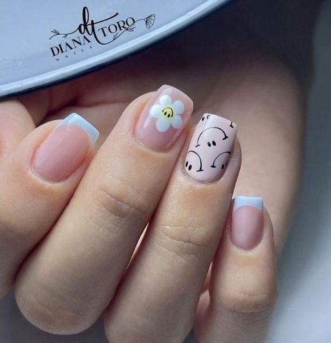 Summer Nails 2023, Mickey Nails, Nail Art For Kids, Hippie Nails, Happy Nails, Glamour Nails, Simple Gel Nails, Casual Nails, Nails For Kids