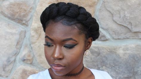 10 Braids That Look Amazing on Short Hair – Business Halo Hairstyle, Braided Halo, Braid Crown Tutorial, Hair Halo, Halo Braids, Braided Crown Hairstyles, Natural Braided Hairstyles, Halo Braid, Curly Hair Braids