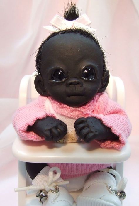 Doll Teddy Bear, Clay Art Doll, Baby Gorilla, Baby Gorillas, Monkey Girl, Spider Monkey, Funny Black People, Cute Monkey