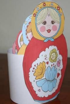 printable nesting dolls another http://pinterest.com/pin/114349278008215336/ World Thinking Day, Activities Printable, Five In A Row, Babushka Dolls, Russian Dolls, Free Thanksgiving, Activities For Adults, Christmas Around The World, Dancing Bears