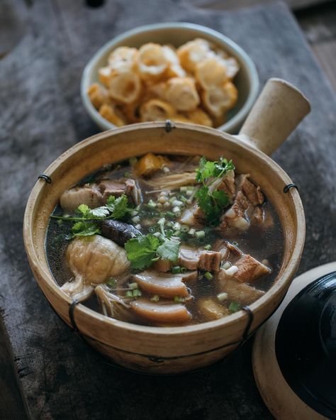 Bak Kut Teh, Pork Bone Soup, Malaysian Recipes, Asian Soup Recipes, Bone Soup, Malaysian Cuisine, Asian Soup, Asian Grocery, Malaysian Food