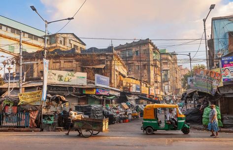 India Stock Photo Old city market with roadside shops and vehicles at Kolkata The article Old city market with roadside shops and vehicles at Kolkata first appeared on India Stock Photo and is written by Roop Dey Kolkata Market Photography, Indian Market Photography, Vehicles Drawing, Bengali Woman, Kolkata Photography, Beaches Photography, Indian Project, Urban Cityscape, Indian Road