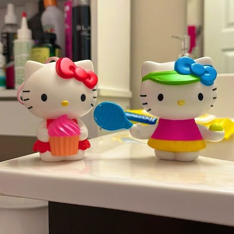 early 2000’s hellokitty  McDonald’s happy meal toys Mcdonald’s Toys 2000s, Early 2000s Mcdonalds Toys, Mcdonalds Happy Meal Toys 2000s, 2000s Mcdonalds Toys, Happy Meal Aesthetic, Old Mcdonalds Toys, Gen Z Nostalgia, Hello Kitty Mcdonalds Toys, Burger King Toys