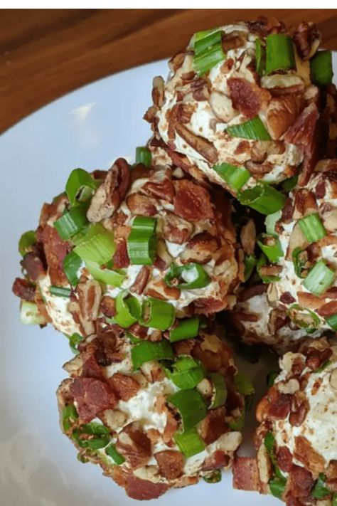 Easy Low Carb and Keto Cheddar Bacon Ranch Mini Cheese Balls Carb Bacon Cheddar Mini Cheese Balls, Low Carb Bacon Cheddar Mini Cheese Balls, Cream Cheese Balls, Homemade Ranch Mix, Cream Cheese Balls Recipe, Mini Cheese Balls, Cream Cheese Ball, Keto Bacon, Keto Cheese